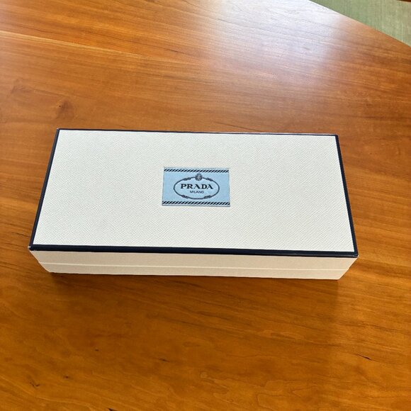 NWB Small Prada Satin Slippers Travel Set - Picture 4 of 6